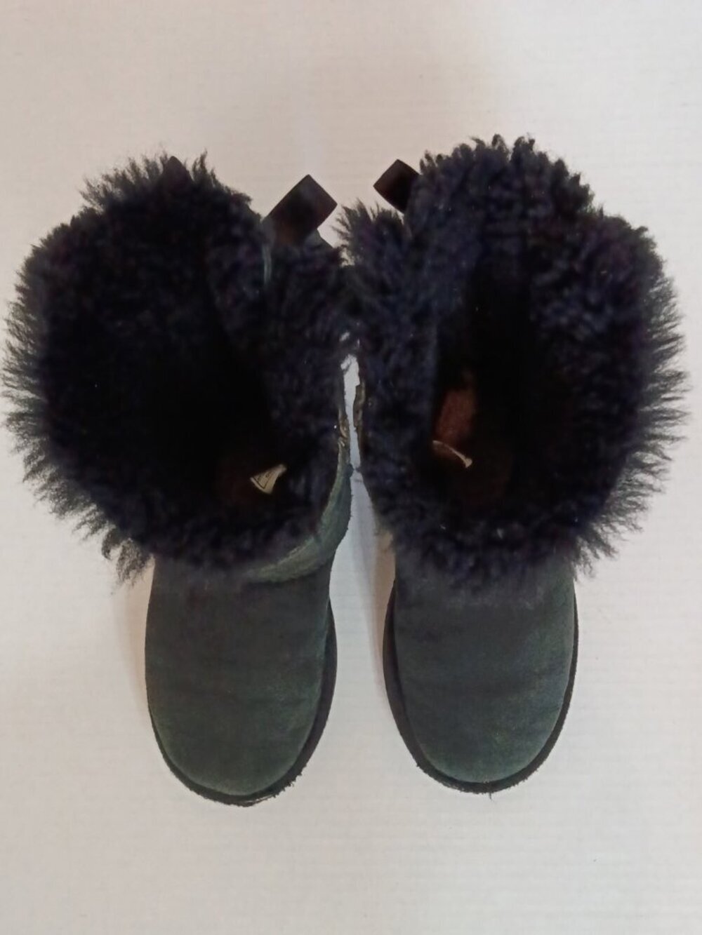 UGG Kids Bailey Bow II Black Suede Boots Youth Size 1 - Picture 7 of 9